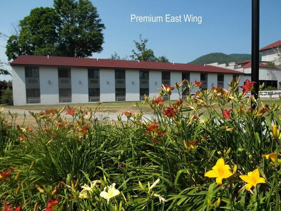 Fort William Henry Hotel Lake George Exterior photo