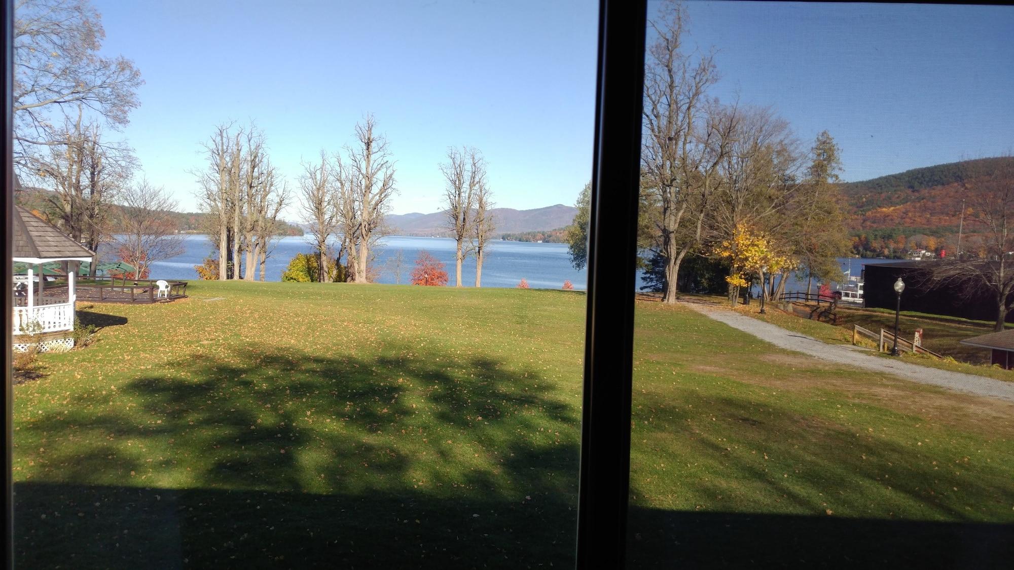 Fort William Henry Hotel Lake George Exterior photo